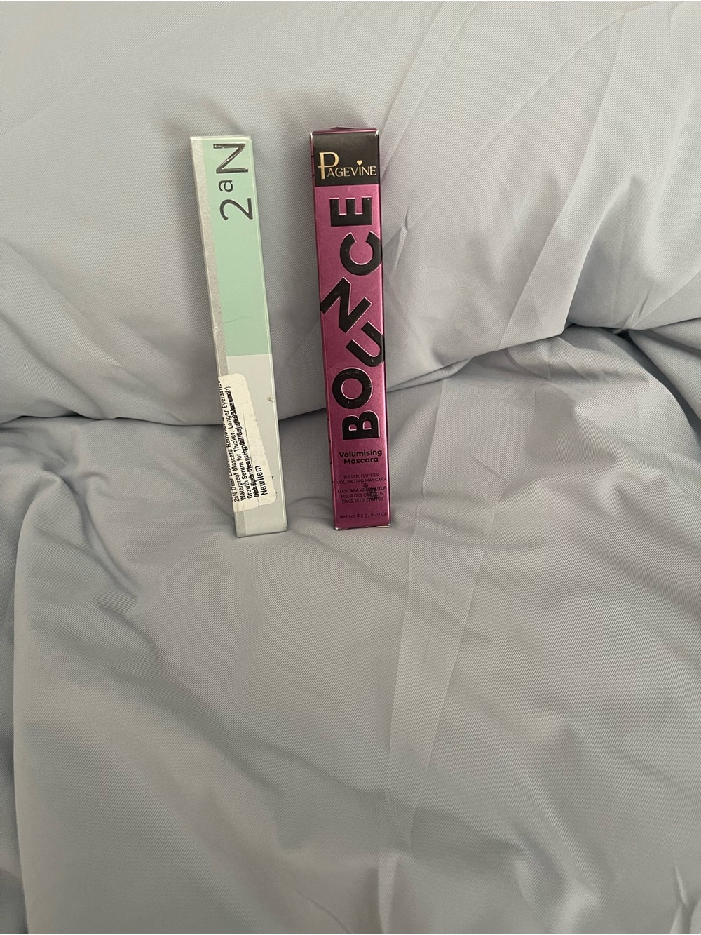 Pagevine Bounce Volumizing Mascara in Pink Packaging